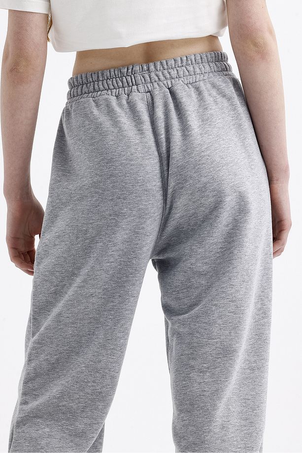 Kadın Gri Jogger Eşofman Altı - Oversize (CEPLİ, YÜKSEK BEL) - 8