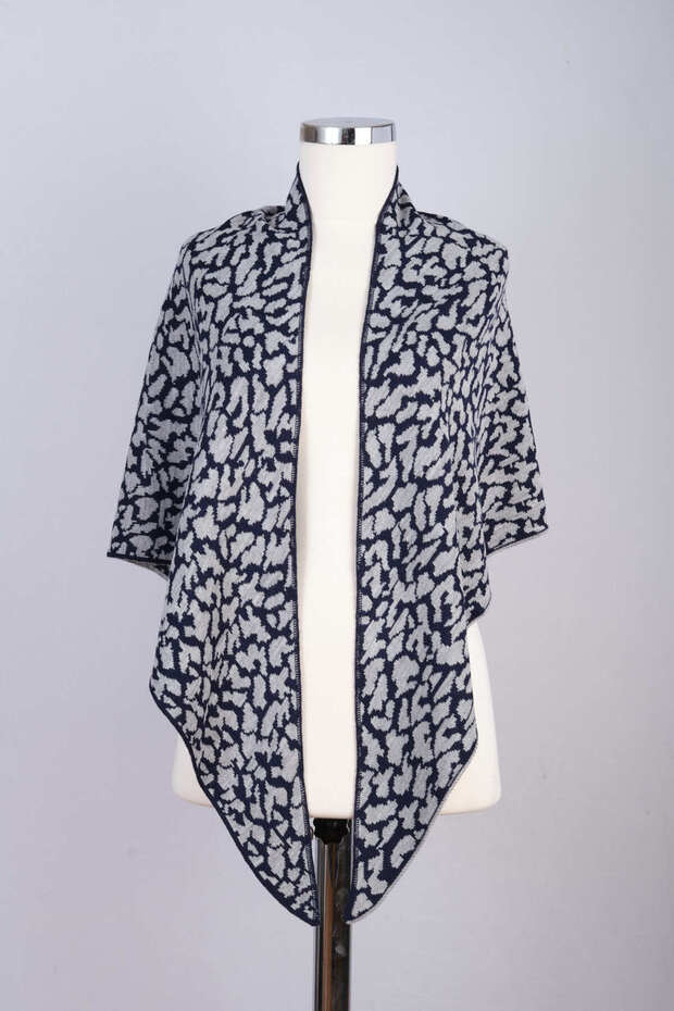 شال مثلث منقوش بنقشة الفهد - 5