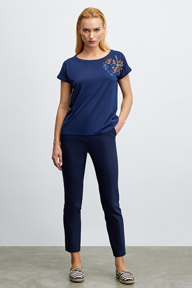 Pul İşlemeli T-Shirt - 3