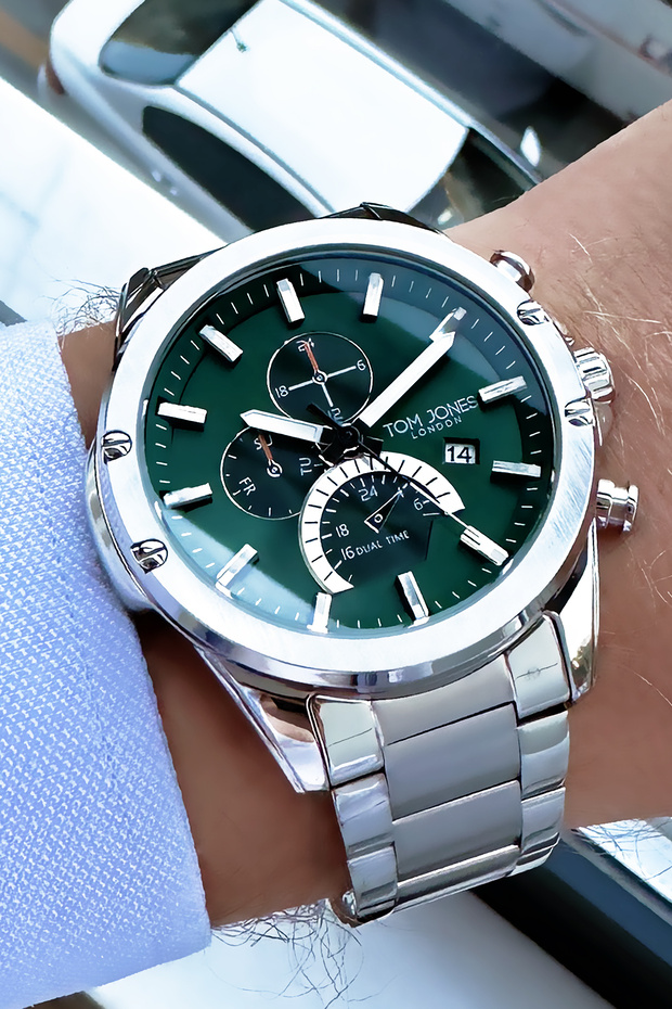 Men's Wristwatch 3 Atm Waterproof Silver Color Steel Strap