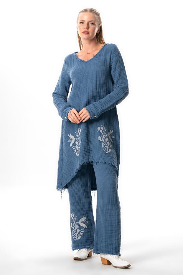 Long Sleeve Sprout V-Neck Autumn and Winter Asymmetrical Cut Embroidered Double Muslin Tunic Indigo Indg