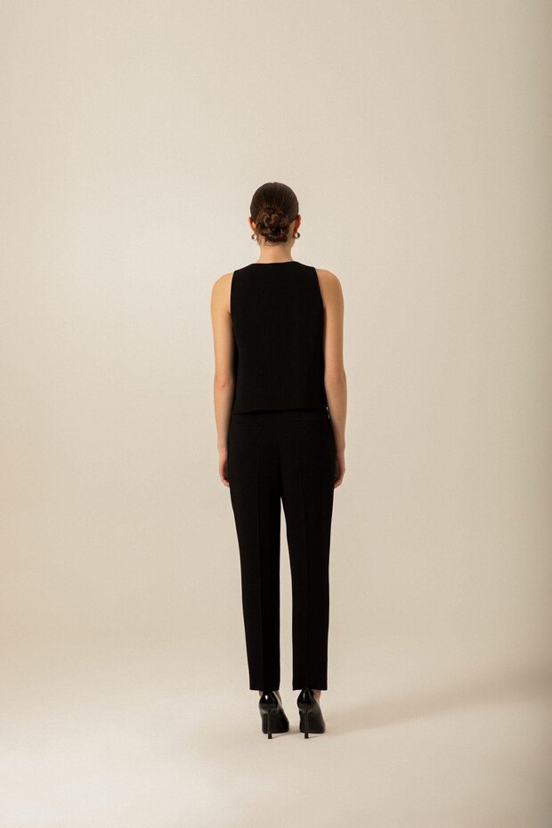 V Yaka Siyah Bluz - 5