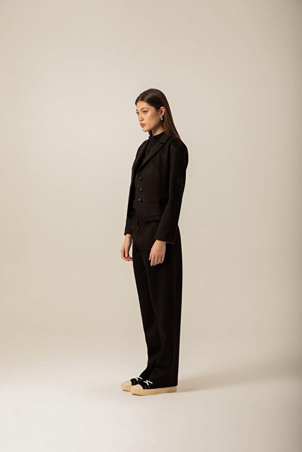 Düğme Detaylı Örme Siyah Ceket - 3