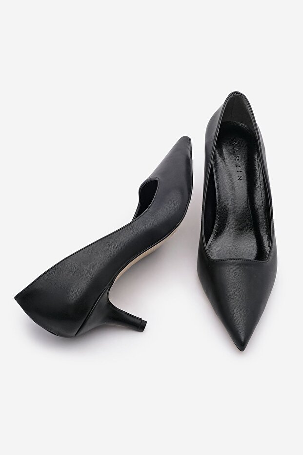 Loresta – Schwarze Stilettos mit dünnem Absatz – spitze Zehenpartie - 7