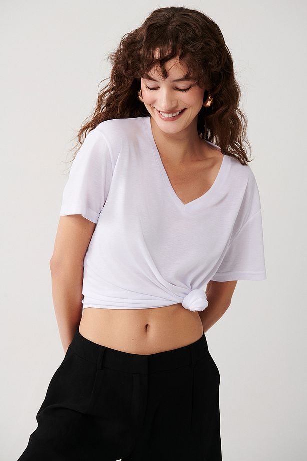 Kısa Kollu V Yaka Basic Tshirt - 4