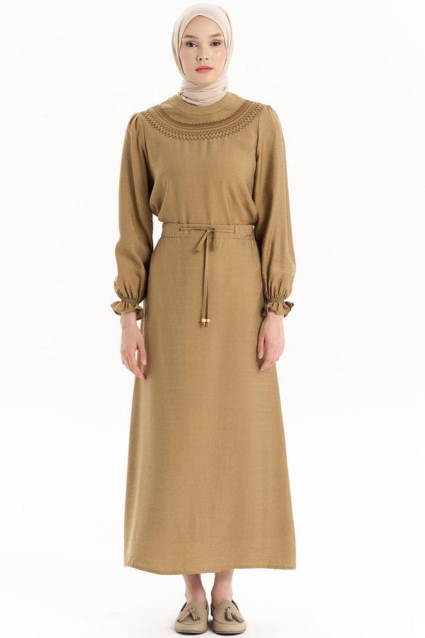 Nakış Detaylı Bluz Etek Takım - Camel - 4