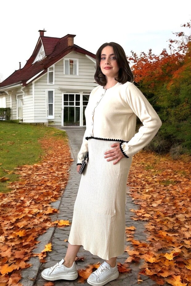 E0077 Ceketli Elbiseli Triko Takım - Krem - 4