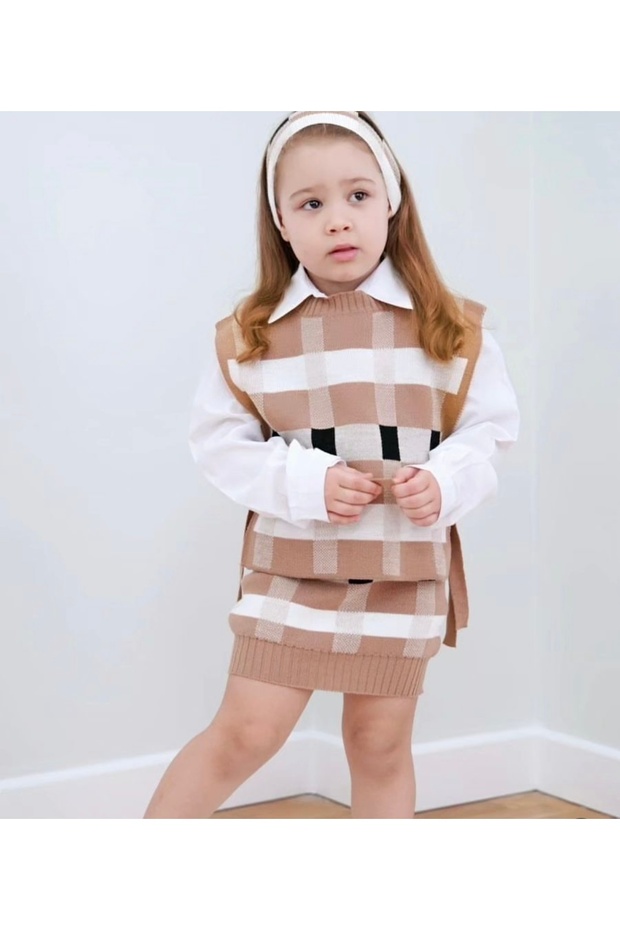 Girl's Sweater and Skirt Knitwear Set