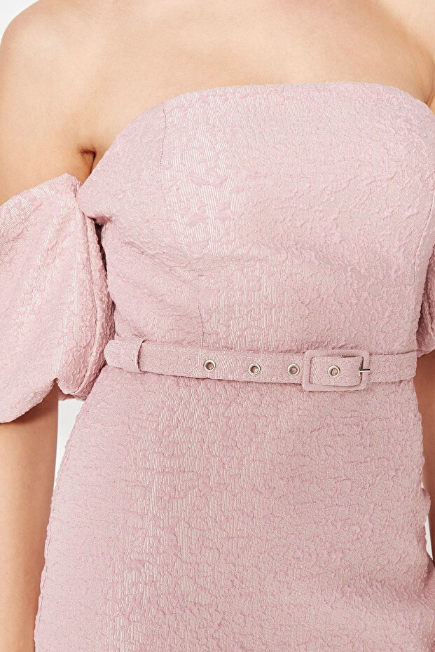 Różowa suknia wieczorowa z podszewką w paski i wzorem TPRSS19FZ0335 - 5