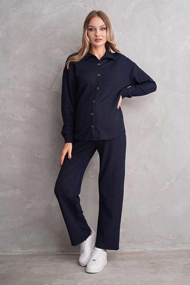 طقم علوي من القماش المضلع بأزرار أمامية للنساء الحوامل والحوامل مع جيوب