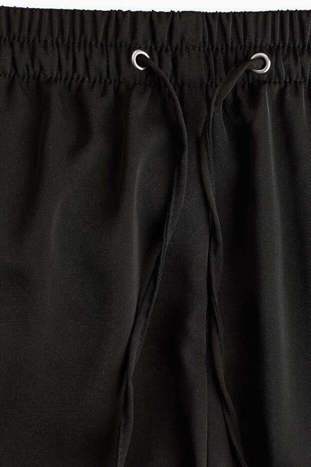 Wide pull-on trousers