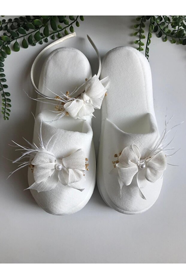 Lohusa Slippers Crown Set