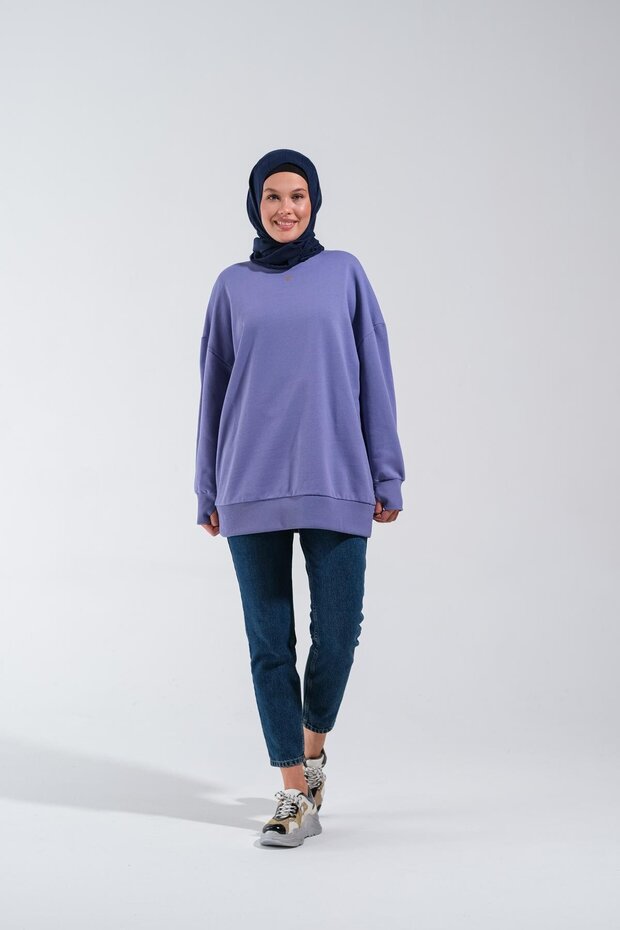 2225_Sweatshirt Lavender برقبة دائرية كبيرة الحجم.