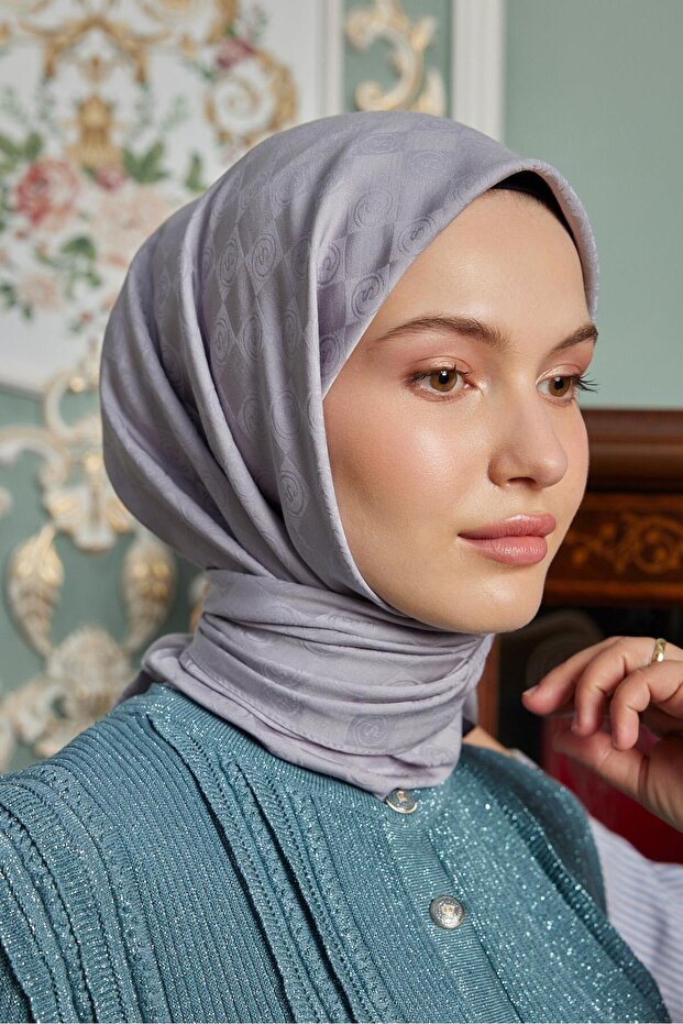 وشاح جاكار بنمط مونوغرام رمادي - 5