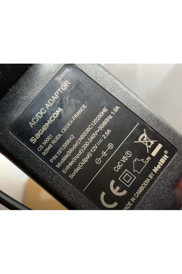 12 Volt 2.5 Amper Ac/dc Adaptör - 1