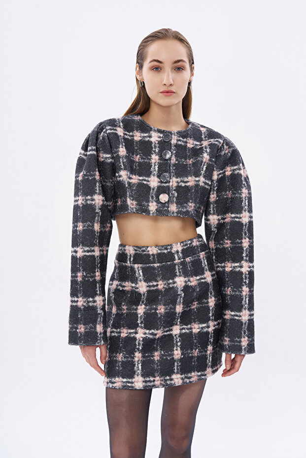 سترة رمادية قصيرة - نمط رمادي وأزرار - 3