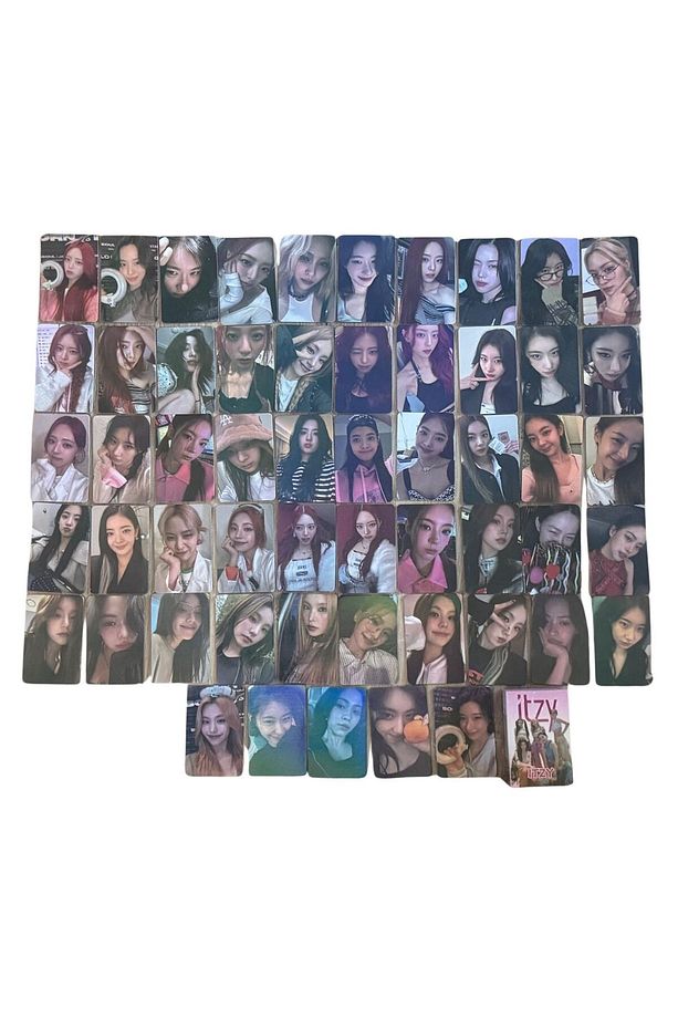 ITZY Çift Yön Baskılı Hologramlı Laser/Lomo Card Seti - 5
