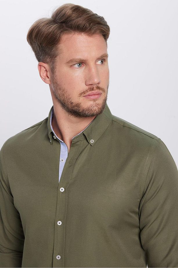 Slim Fit Uzun Kollu Düğmeli Yaka Pamuklu Kolay Ütü Düz Erkek Gömlek - 3