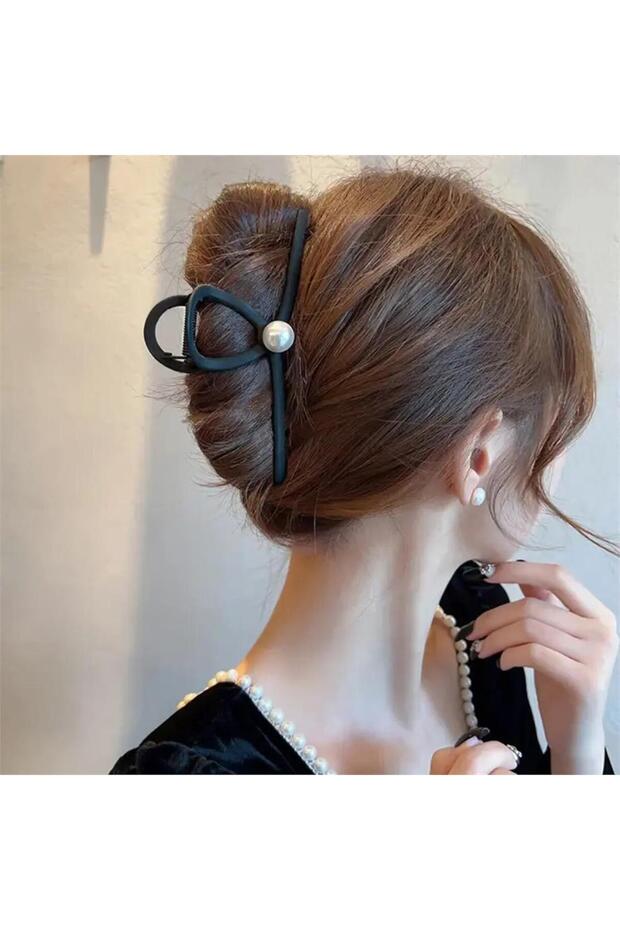 So Much Large Size Pearled Elegant Metal Latch Buckle Black
