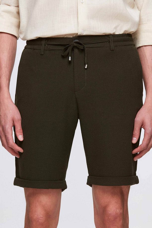 Haki Beli Lastikli Bağcık Detaylı Duble Paça Viskonlu Jogger Şort - 2