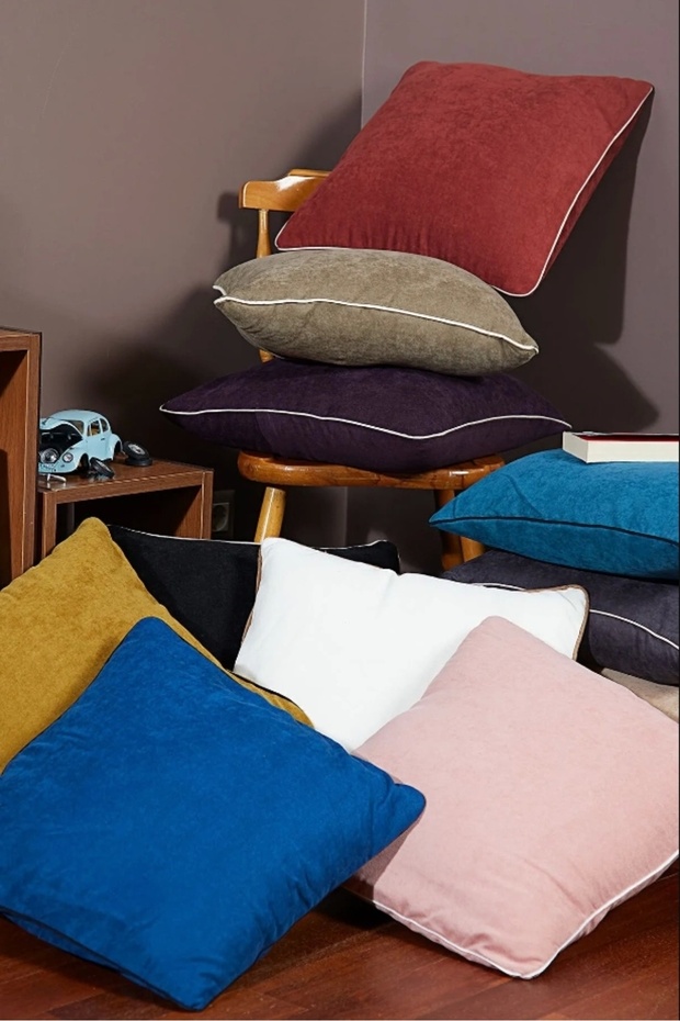 Simple Beige Throw Pillow - 2