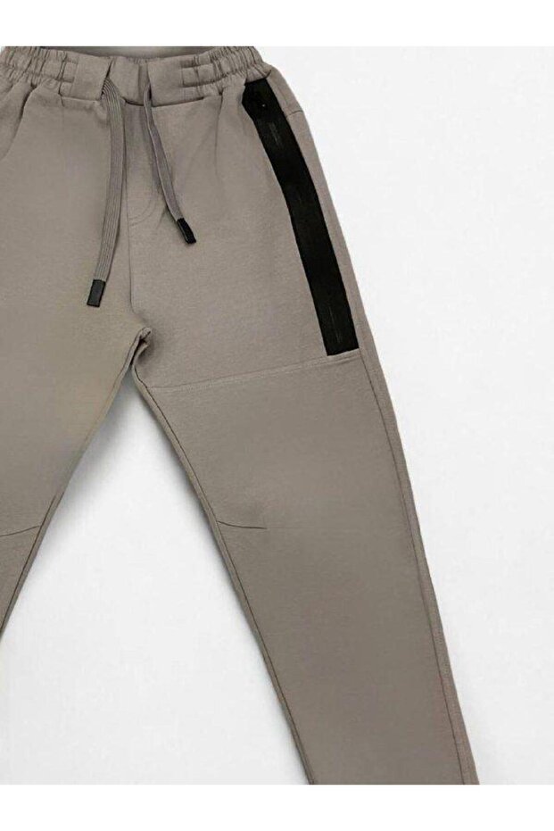 Boy's Cotton Three Thread Sweatpants - 3