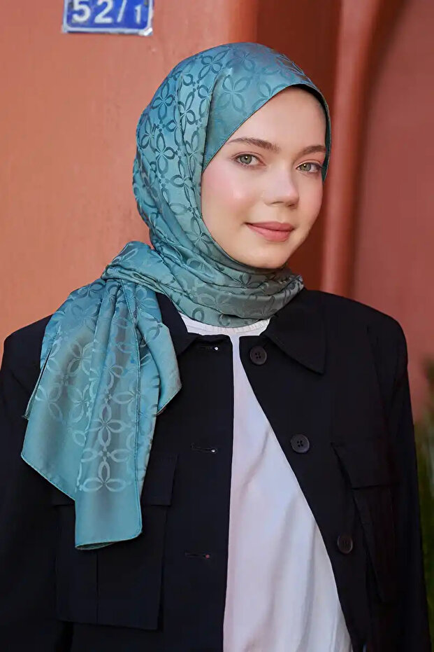 مجموعة Timeless منقوشة بالنعناع البرسيم - 1