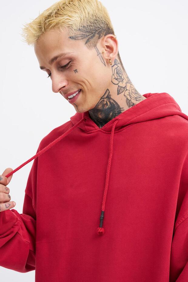 Erkek Basic Solid Kapüşonlu Oversize Yıkamalı Kırmızı Sweatshirt - 2