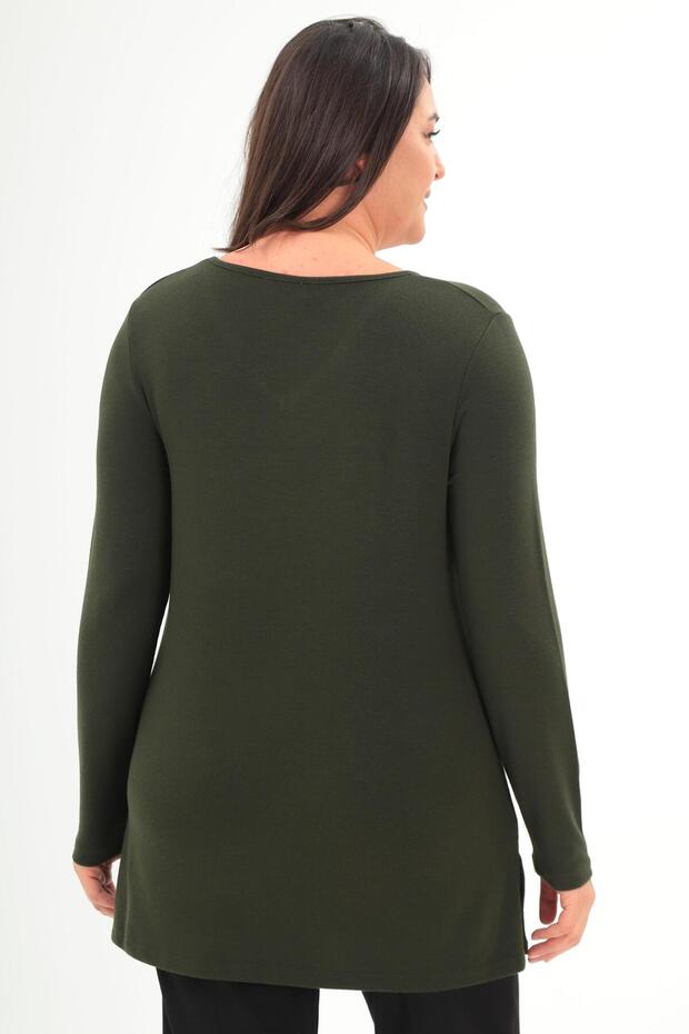 Trend42plus بلوزة كاكي أساسية كبيرة الحجم بفتحة رقبة على شكل حرف V - 5