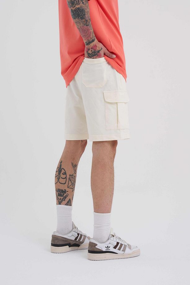 Erkek Kargo Cepli Basic Relaxed Krem Şort - 4