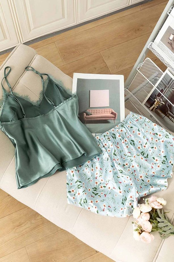 Dantel Işlemeli Çiçek Desenli Şort Pijama Takımı - 2