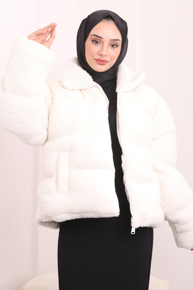 Ecru Pocketed Plush Short Coat