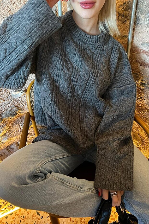 Anthrazitfarbener Strickpullover mit Rundhalsausschnitt MG2009 - 6