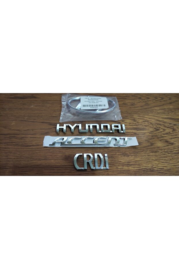 شعار ACCENT ERA الأمامي HYUNDAI ACCENT CRDİ WRITING LOGO 2006-2007-2008 مجموعة شعارات أمامية مكونة من 4 قطع