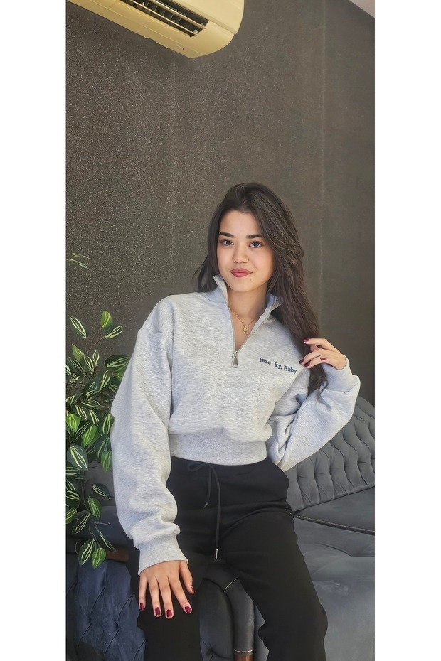 dik yakalı crop sweatshirt - 1