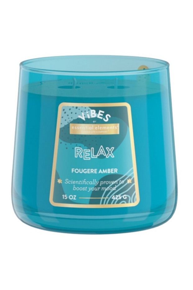 شمعة عطرية من Essential Elements Fougere Amber ذات فتلتين بسعة 15 أونصة