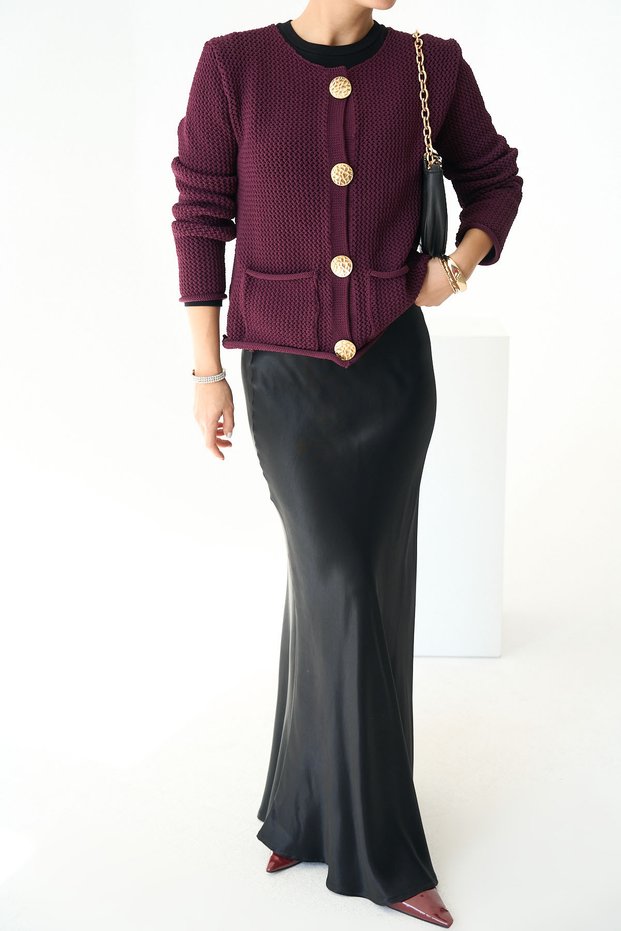 Women's Burgundy Round Neck Gold Metal Button Knit Cardigan