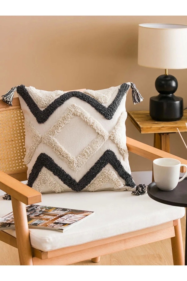 Ecru Tasseled 45X45 cm Throw Pillow Cover - Home