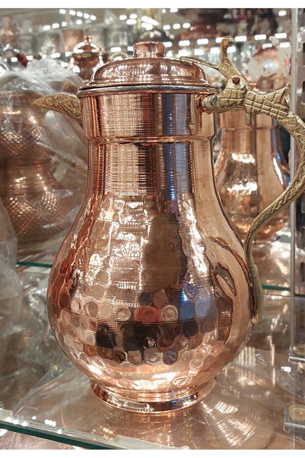 Bakır Sürahi Dövme Bakır Sürahi El Yapımı Bakır Kapaklı Sürahi 1 litrelik Bakır Su Şişesi - 4