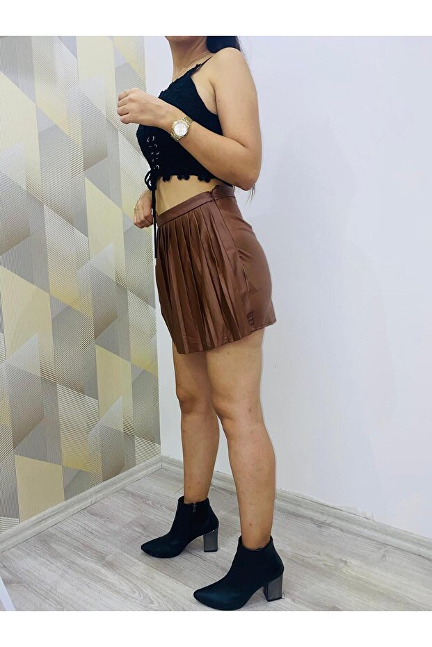 Pile Detay Deri Şort Etek Taba - 3