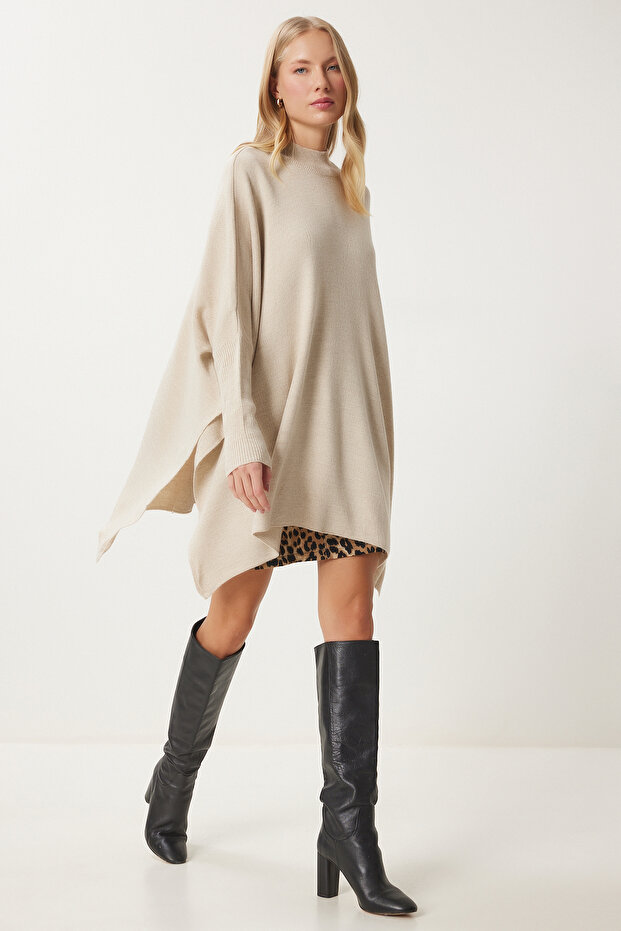 Női krémszínű oldalsó hasítékos, túlméretezett poncsó pulóver YY00005 - 2