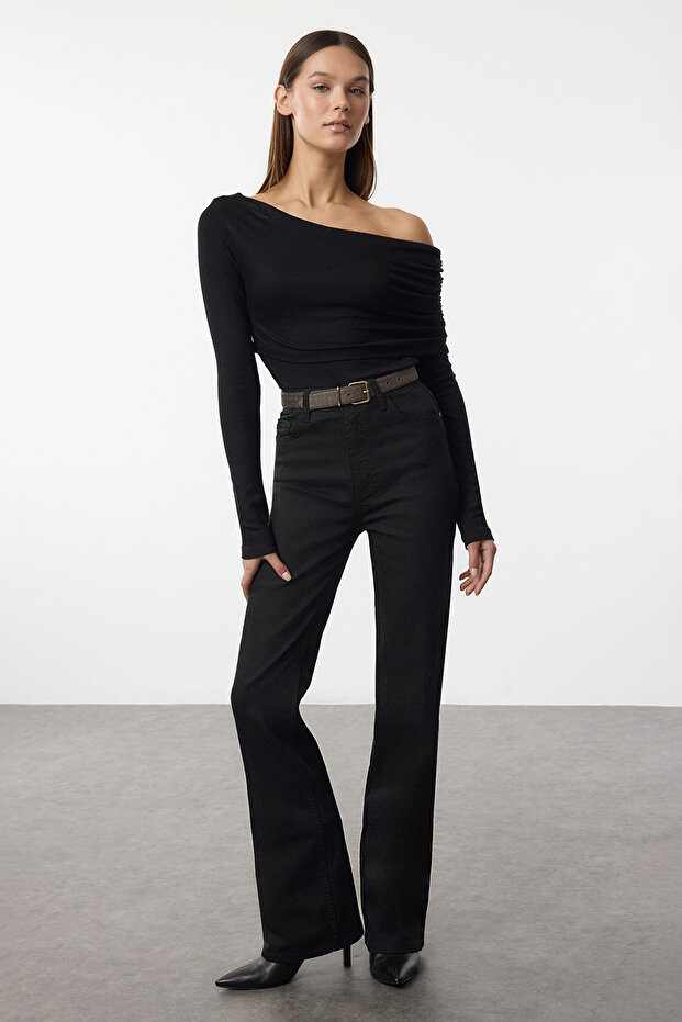Siyah Asimetrik Yaka Fitted/Vücuda Oturan Esnek Örme Bluz TWOAW25BZ00262 - 2