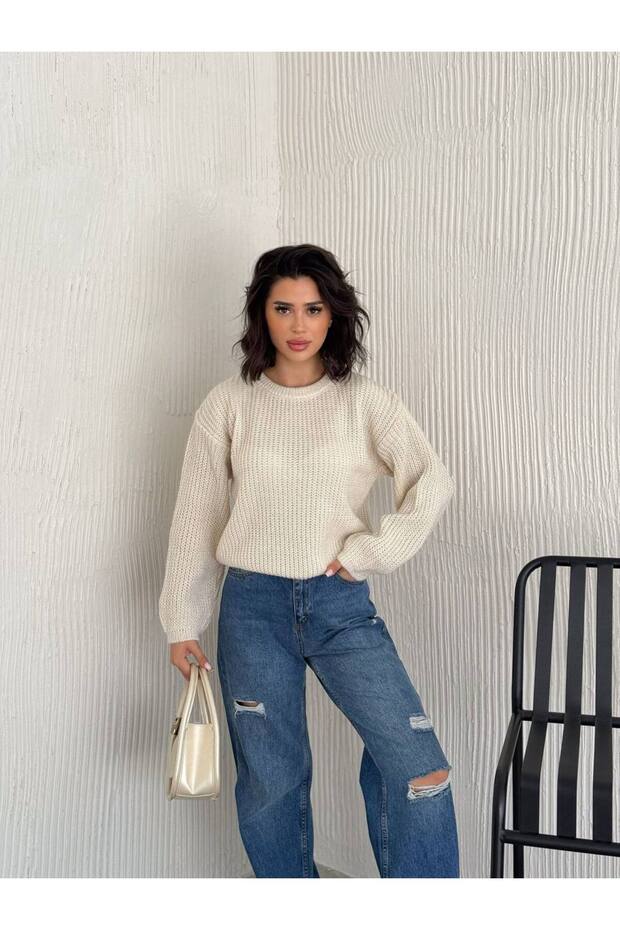 Crew Neck Knitwear Basic Sweater - 1