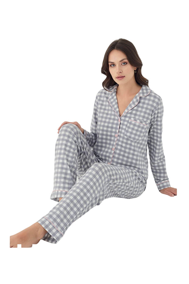 Long sleeved buttoned women's pajama set dfn1829