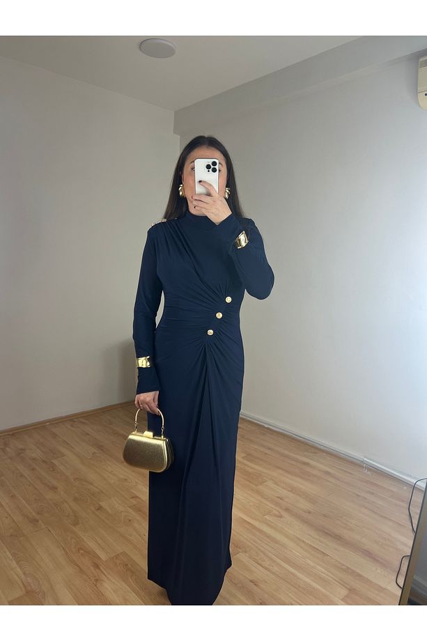 Düğmeli elbise - 4