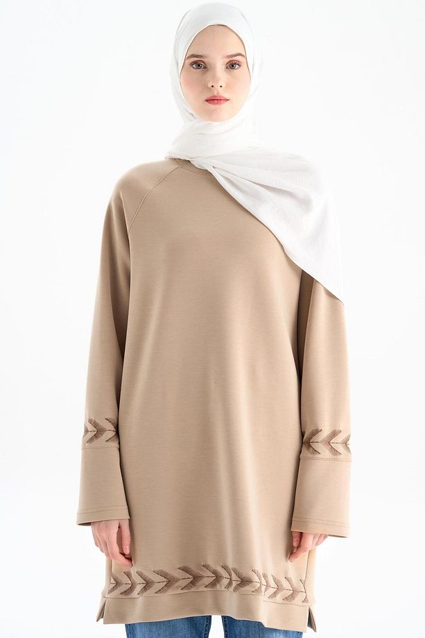Nakış Detaylı Örme Tunik - Camel - 3