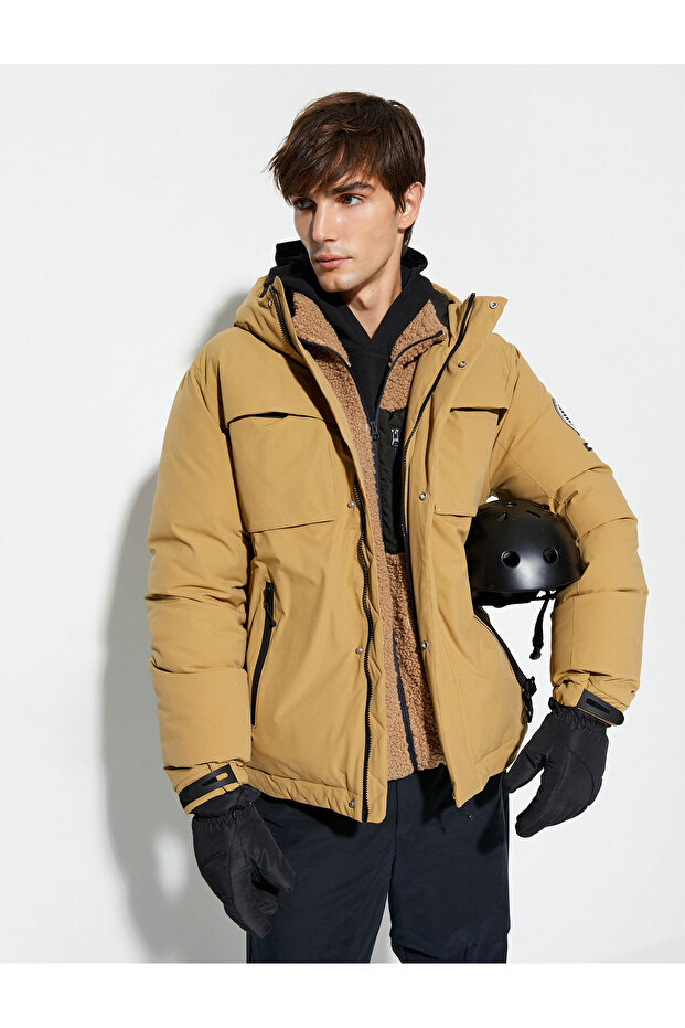 Snow Coat Hooded Label Detailed Zippered Double Pocket