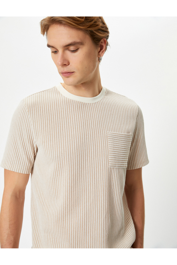 Short Sleeve T-Shirt with Pocket Detail and Textured Crew Neck