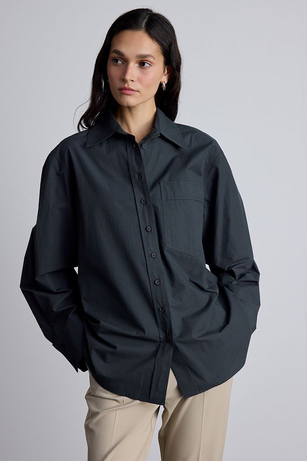 PİLE DETAYLI OVERSIZE GÖMLEK DUMAN - 5