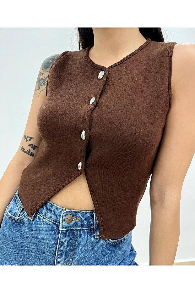 موديل MISSYE0380 سترة بنية بأزرار - 3